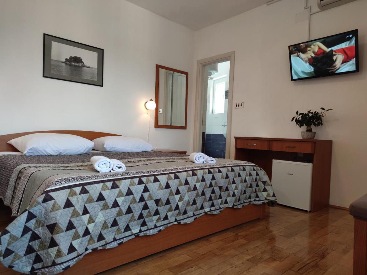 Bed and Breakfast Pansion Alen - Dugi Otok Ллука Экстерьер фото