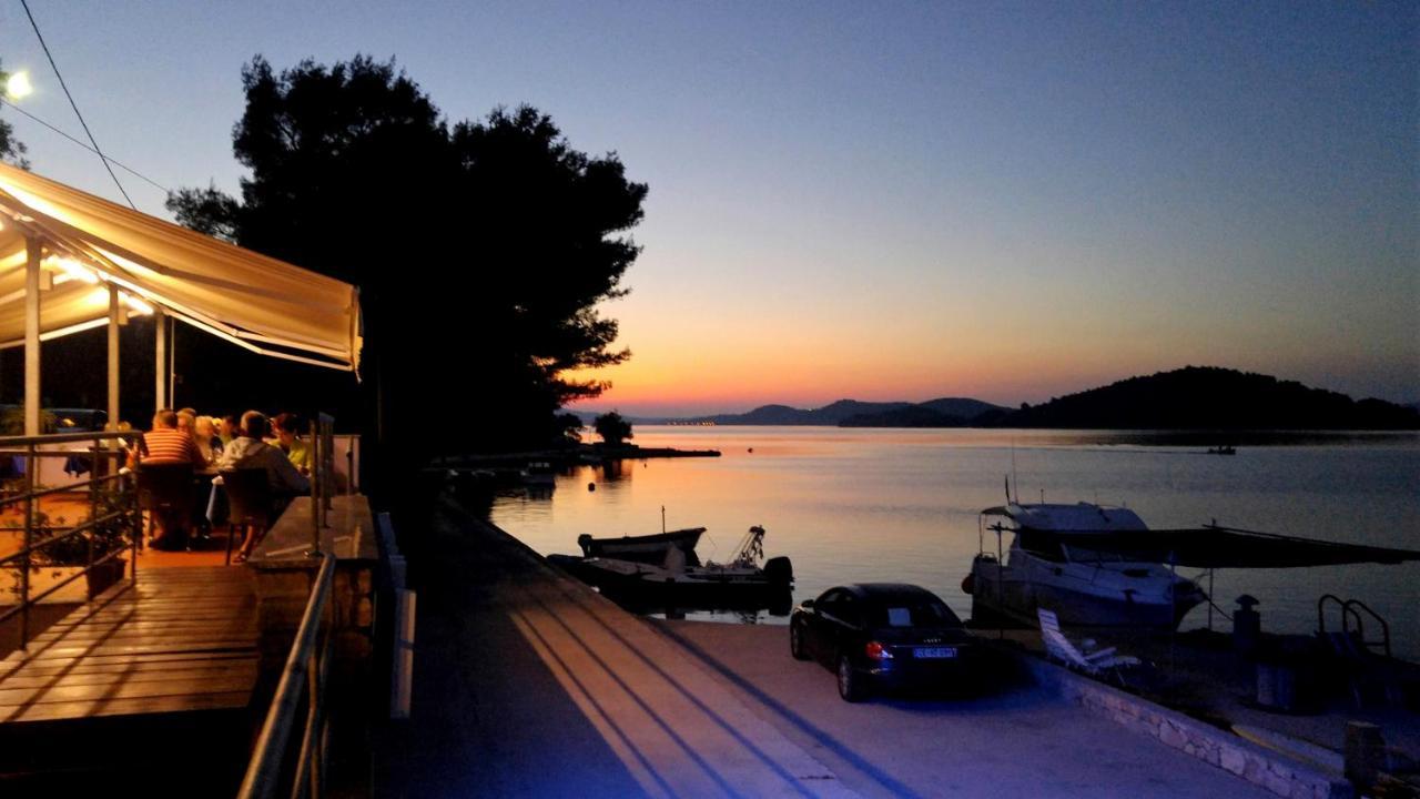 Bed and Breakfast Pansion Alen - Dugi Otok Ллука Экстерьер фото